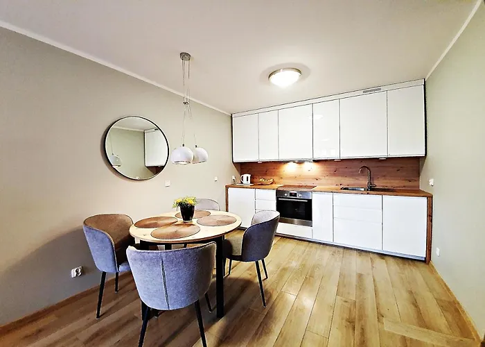 Sun&fun Royal W Otoczeniu Zieleni Blisko Dworca Pkp I Sklepow *